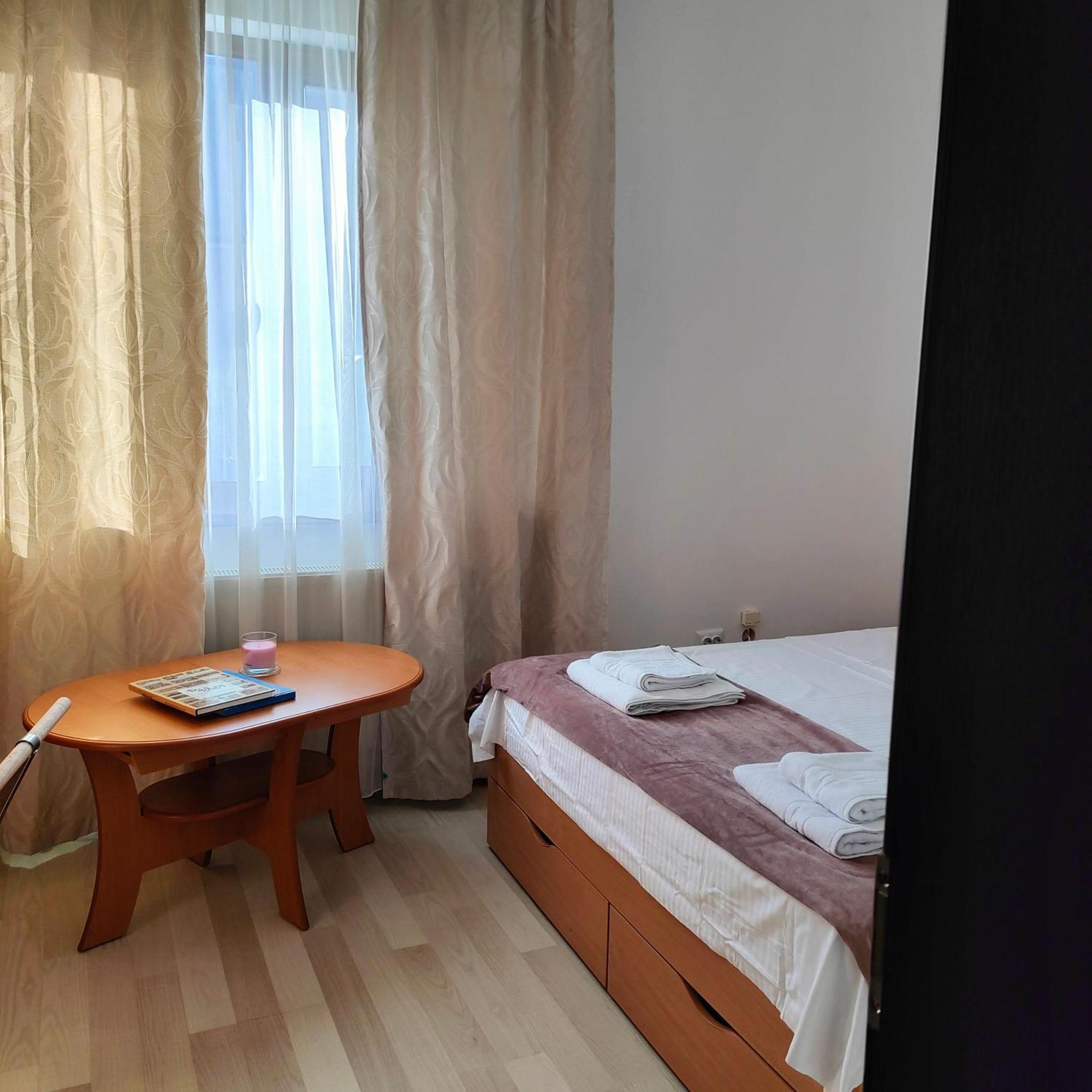 Central Apartament Iasi Esterno foto